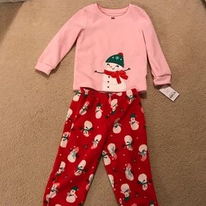 NWT size 2T girls Snowmen pajamas
